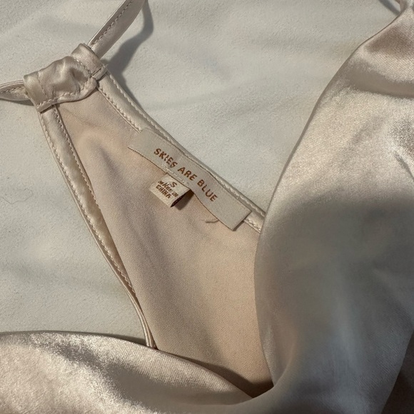 Skies are blue cream cowl neck racerback cami tank size small women’s - Picture 5 of 7